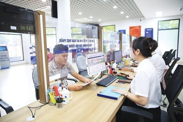 Nghị quyết số 07/2025/NQ-CP quy định chính sách đối với 5 nhóm đối tượng chịu sự tác động do sắp xếp tổ chức bộ máy, đơn vị hành chính các cấp.