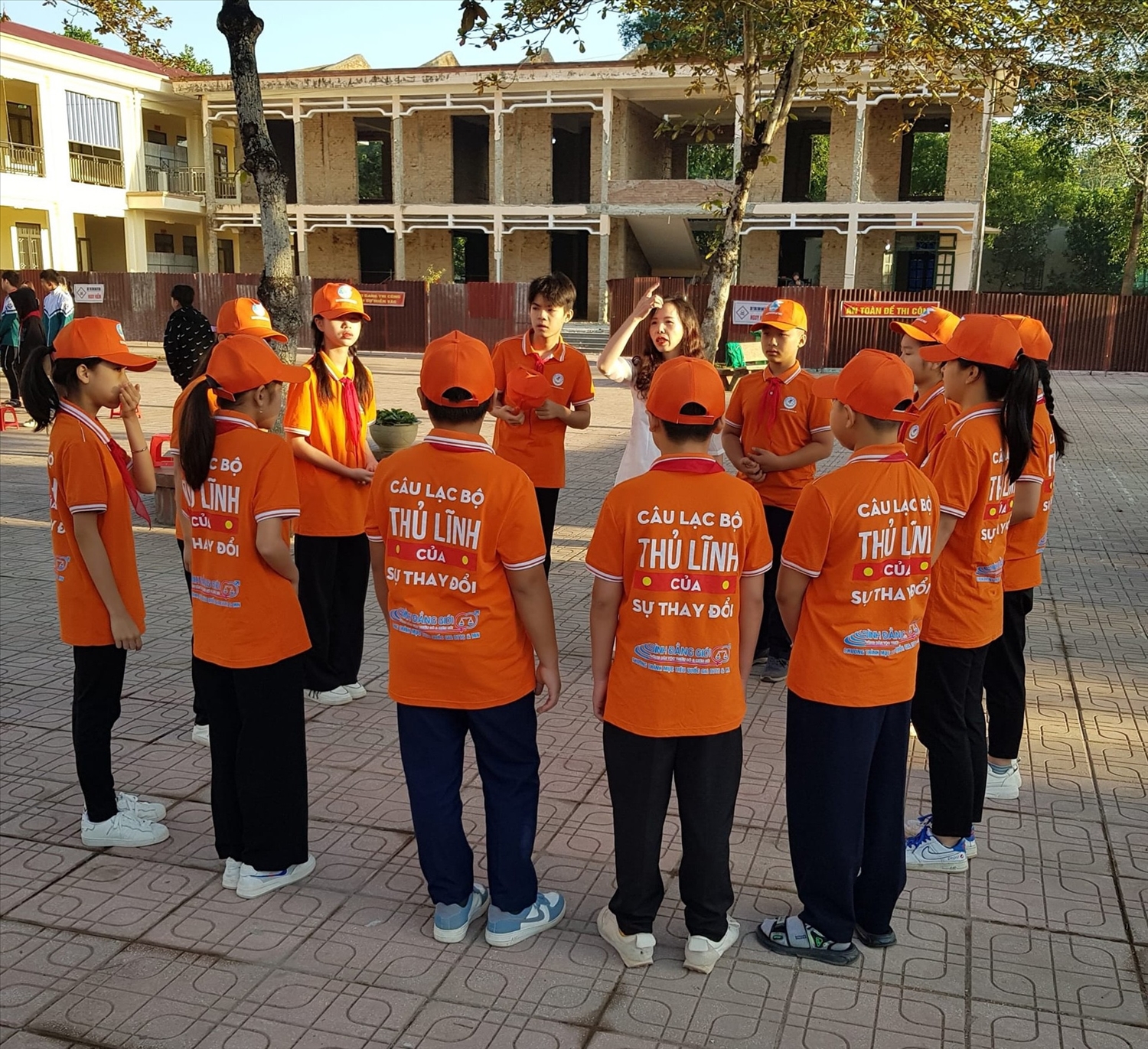 Một buổi sinh hoạt của CLB Thủ lĩnh của sự thay đổi của Trường THCS Thanh Hà, tỉnh Phú Thọ 