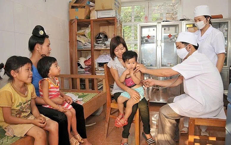 Luân phiên, luân chuyển, điều động cán bộ y tế về tuyến xã nhằm đáp ứng với mô hình hệ thống tổ chức chính quyền địa phương 2 cấp