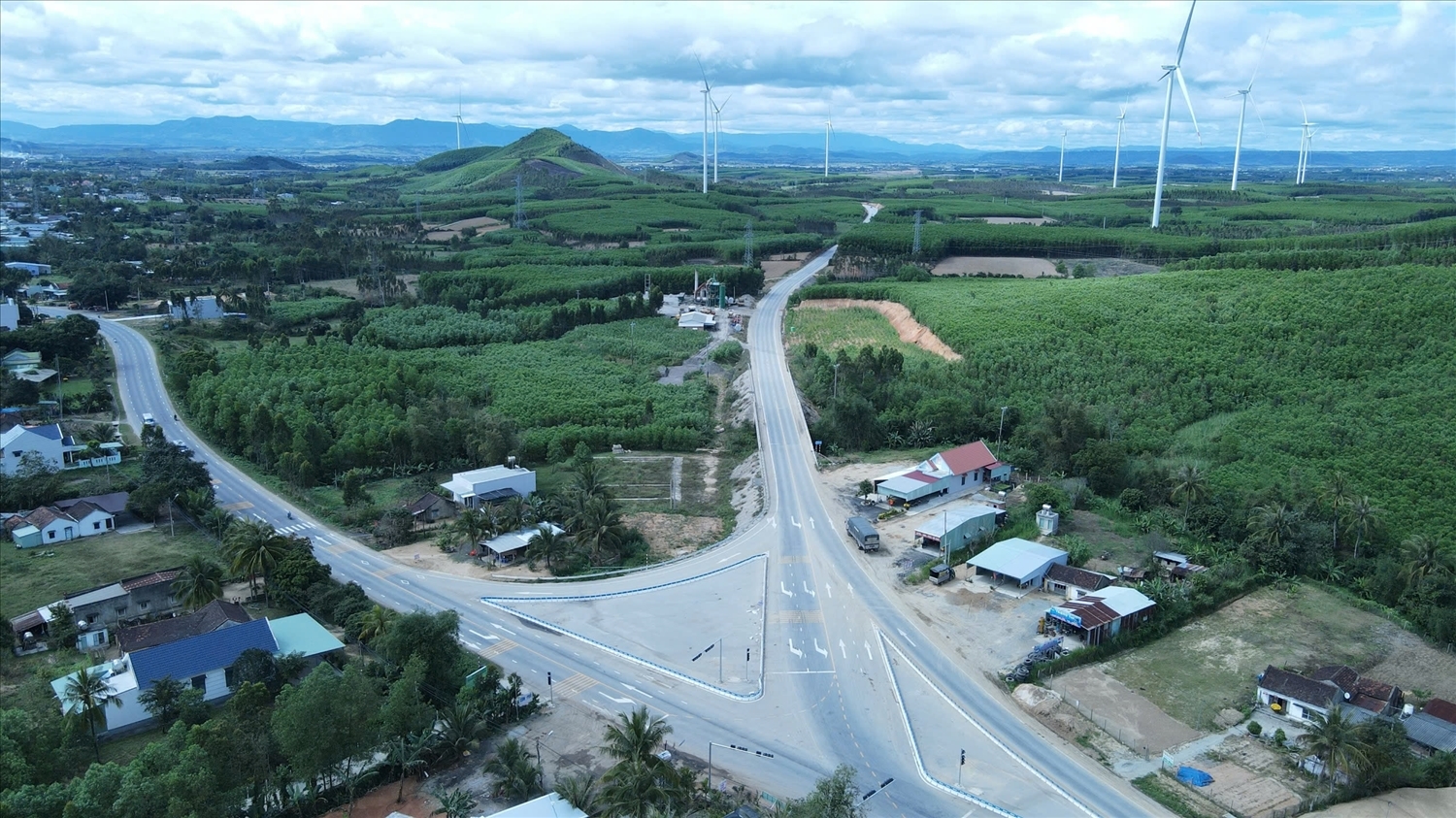 uyến cao tốc Quy Nhơn - Pleiku (125 km) dự kiến khởi công tháng 10/2025