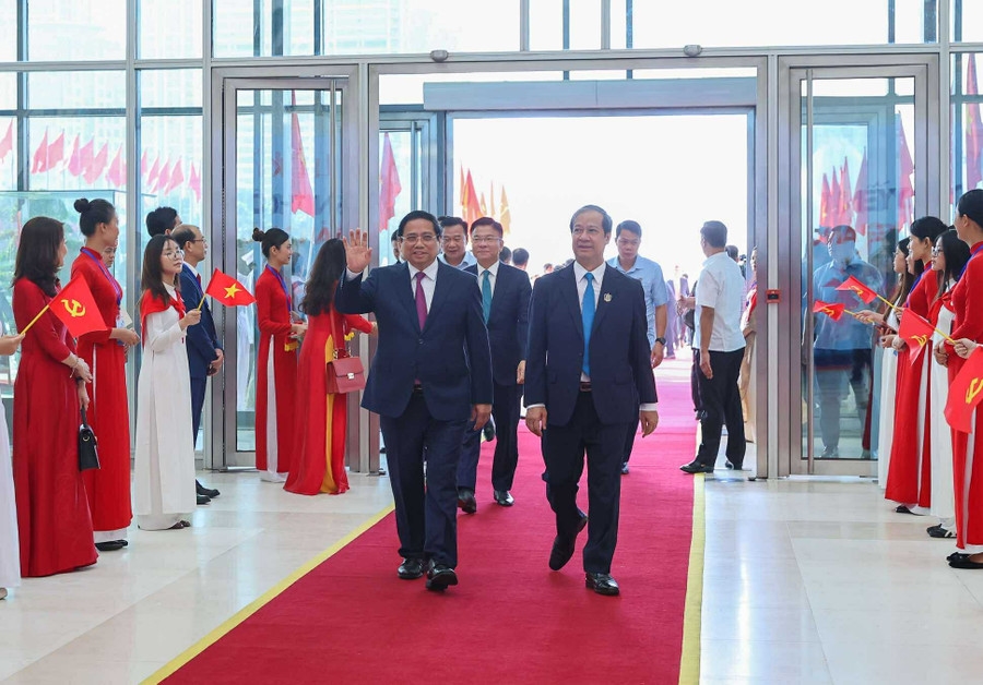 Thủ tướng Phạm Minh Chính cùng các đại biểu đến dự buổi lễ