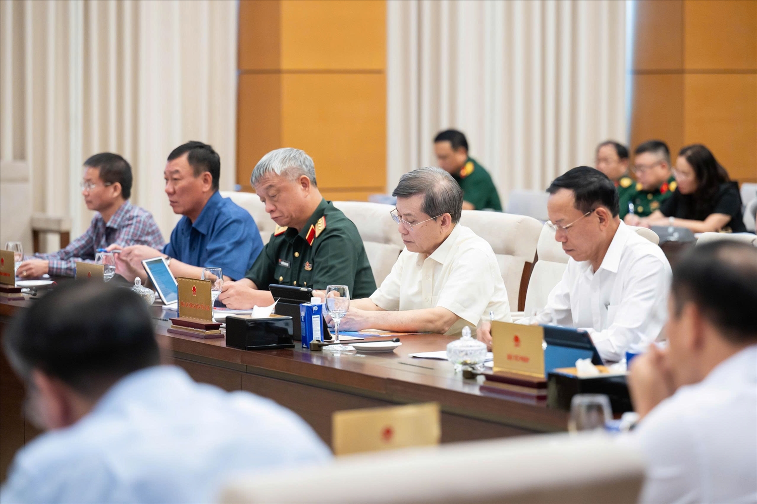 Các đại biểu tham dự phiên họp
