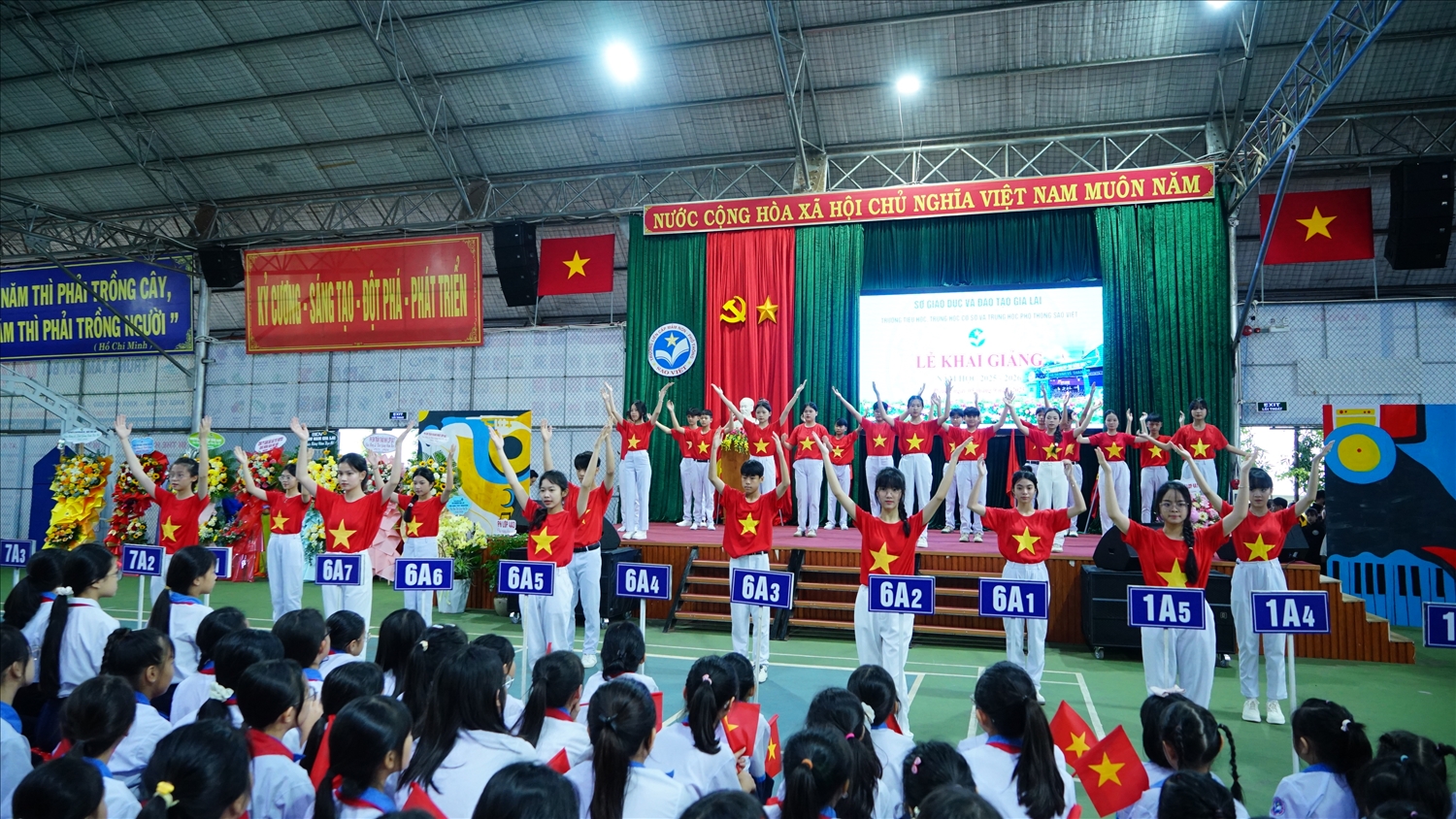 Năm học 2024 - 2025, Trường TH, THCS & THPT Sao Việt đạt nhiều thành tích lớn góp phần nâng cao chất lượng giáo dục của tỉnh Gia Lai nói riêng và cả nước nói chung