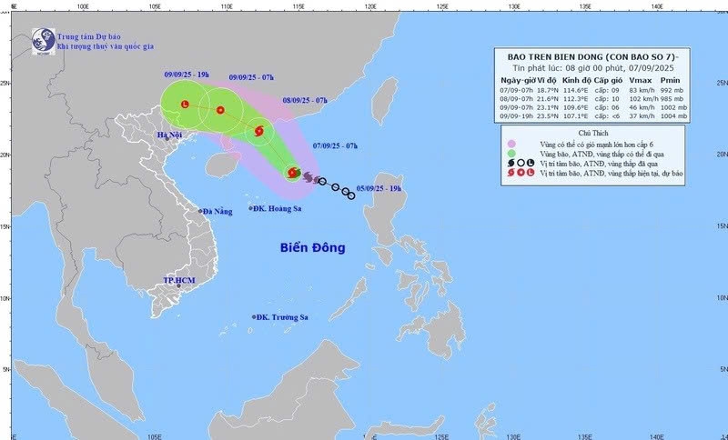 Lúc 7h ngày 7/9, tâm bão ở khoảng 18,7°N-114,6°E, trên vùng biển phía Bắc Biển Đông