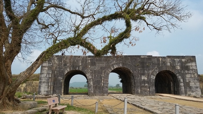 Di sản văn hóa thế giới Thành Nhà Hồ. (ảnh Quỳnh Trâm)