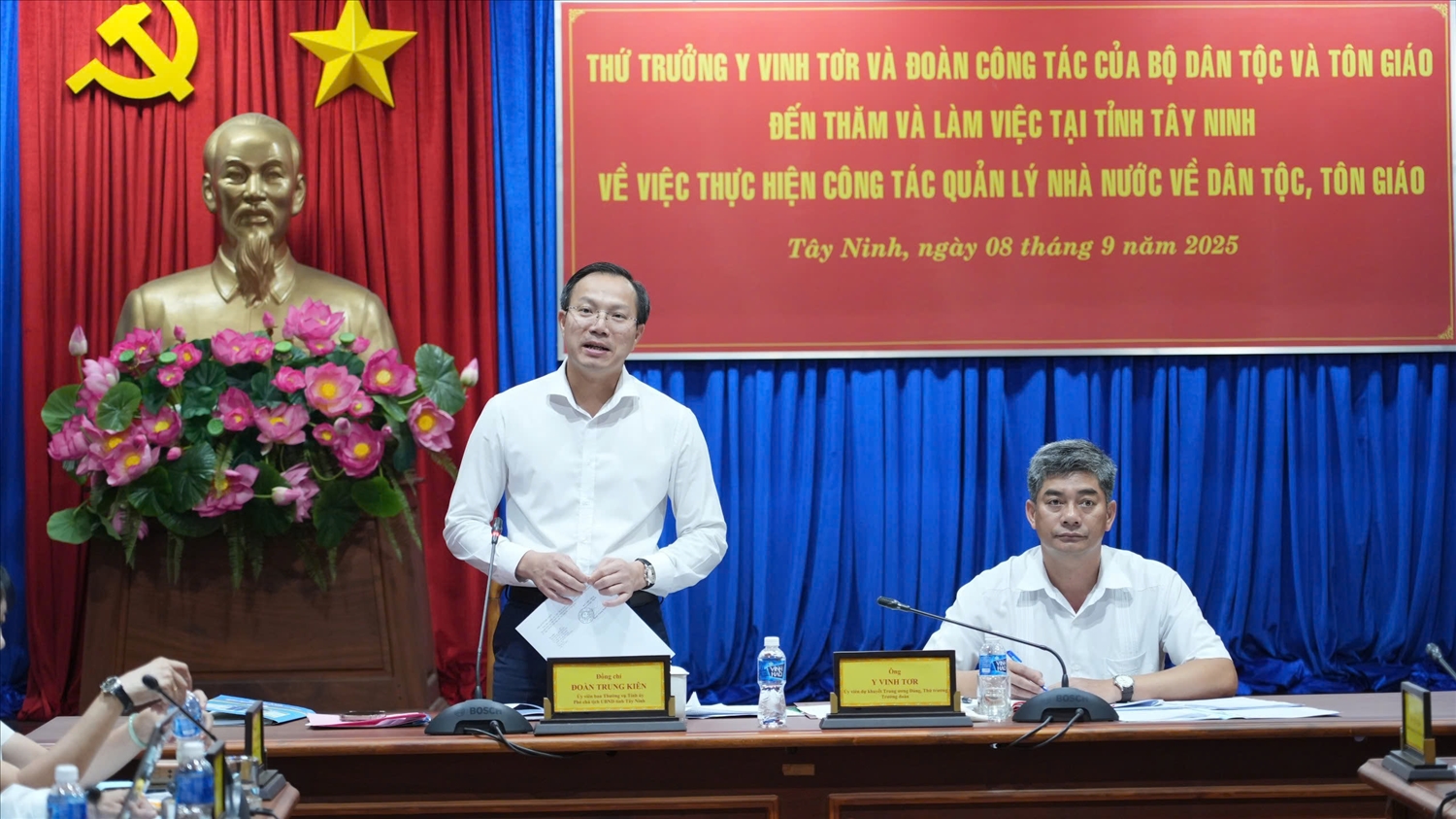Phó Chủ tịch UBND tỉnh Tây Ninh Đoàn Trung Kiên nhấn mạnh nhiều khó khăn trong quá trình thực hiện chính quyền 2 cấp