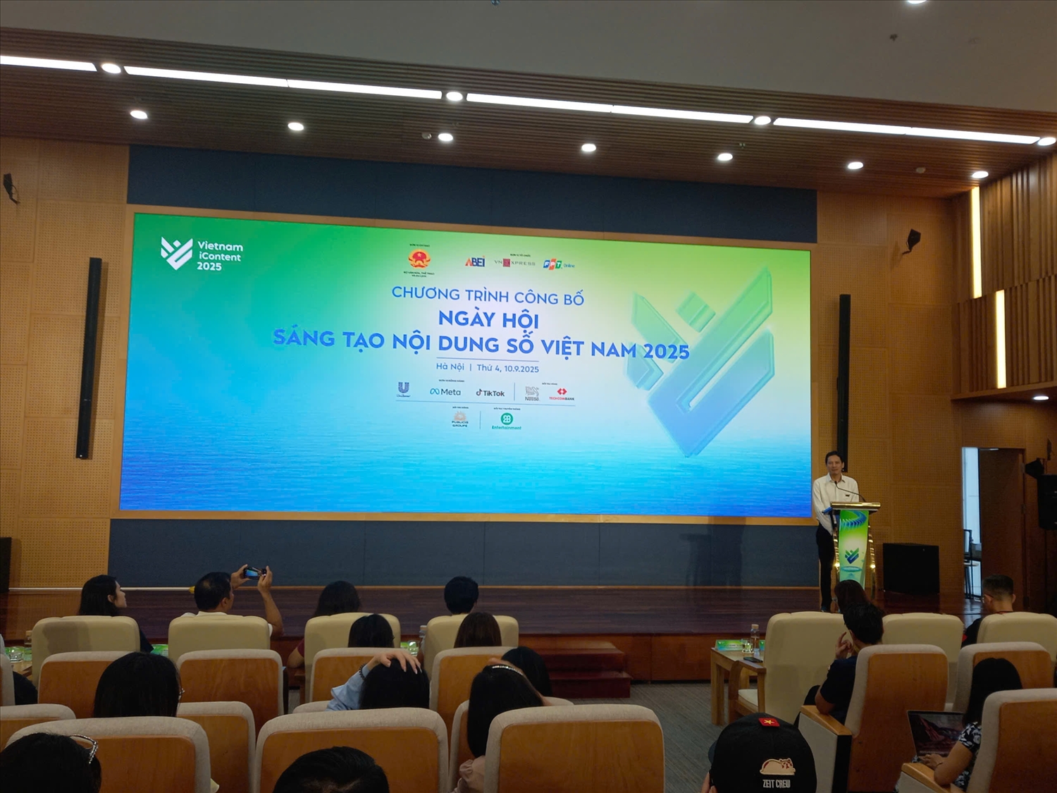 ông Lê Quang Tự Do, Cục trưởng Cục Phát thanh, Truyền hình và Thông tin điện tử (Bộ Văn hóa, Thể tha...