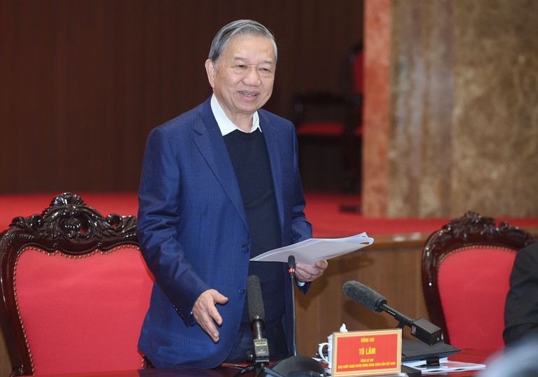 Tổng Bí thư Tô Lâm phát biểu tại buổi làm việc với Ban Thường vụ Thành ủy Hà Nội. (Ảnh: ĐĂNG KHOA)