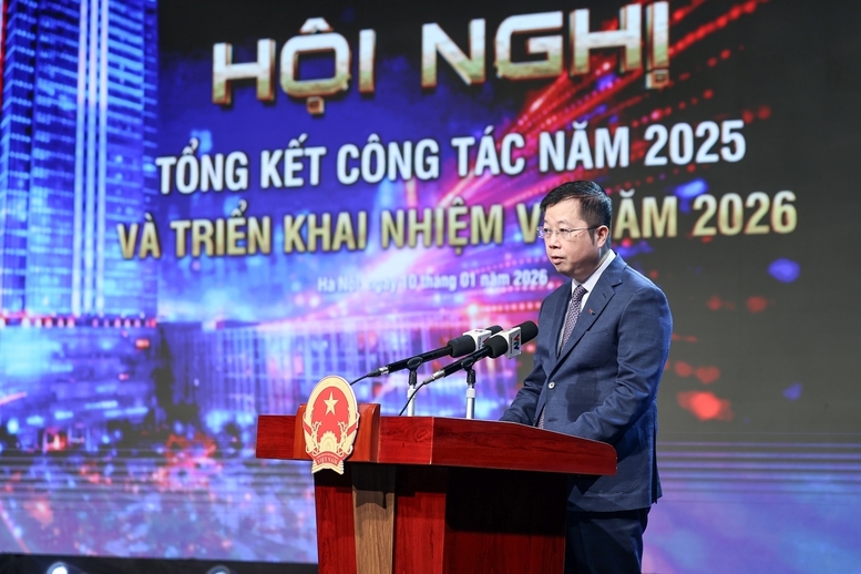 Tổng Giám đốc Đài Truyền hình Việt Nam Nguyễn Thanh Lâm báo cáo tổng kết năm 2025 và triển khai nhiệm vụ 2026 của Đài - Ảnh: VGP/Nhật Bắc