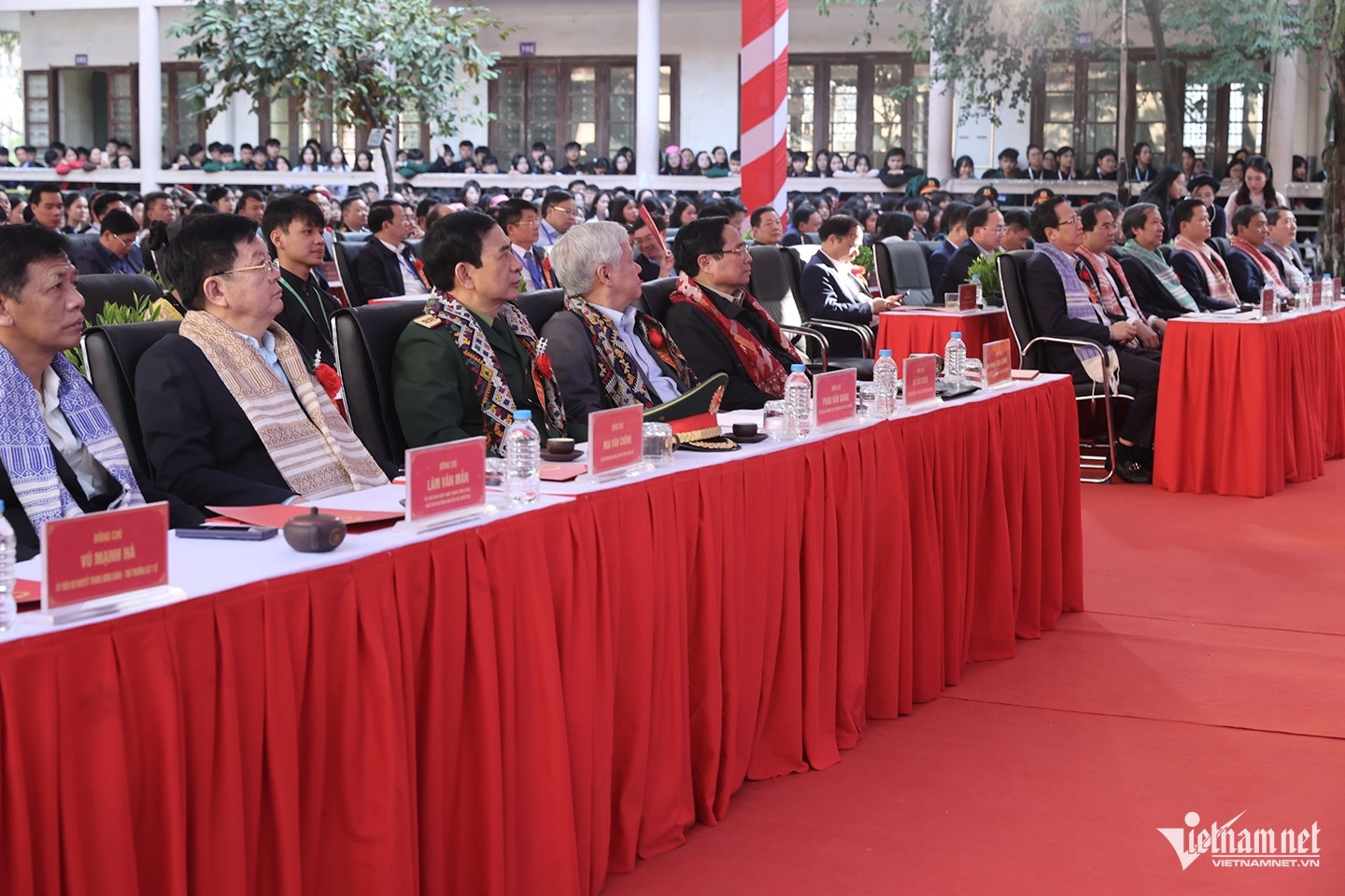 Các đại biểu tham dự Lễ khởi công