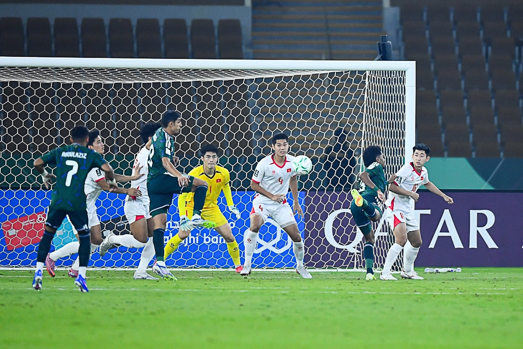 U23 Việt Nam xuất sắc đánh bại đội chủ nhà để giành vé vào Tứ kết (Ảnh IT)