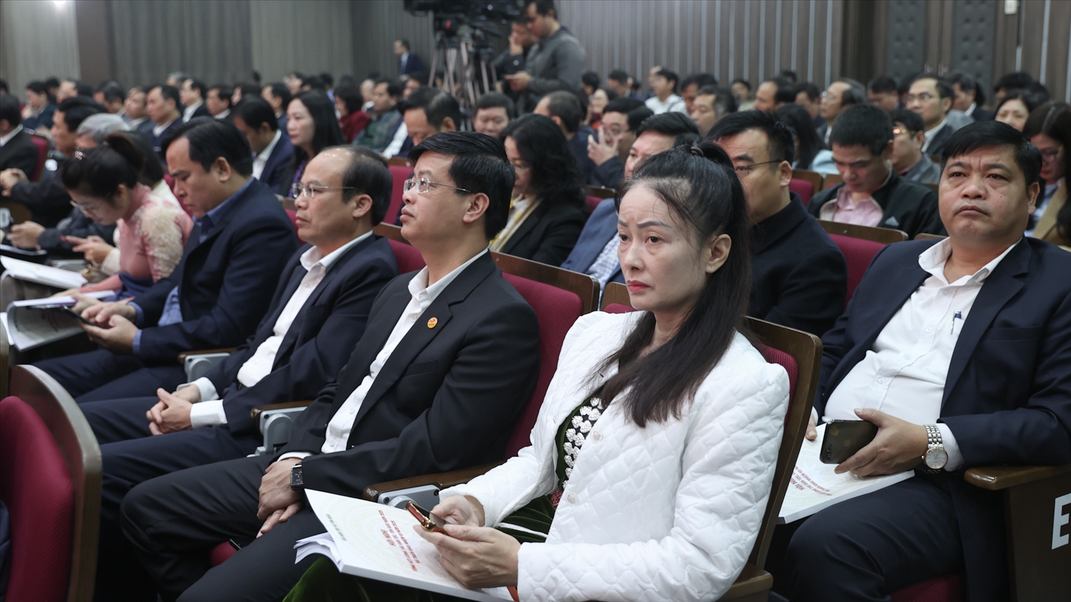 Các đại biểu dự hội nghị