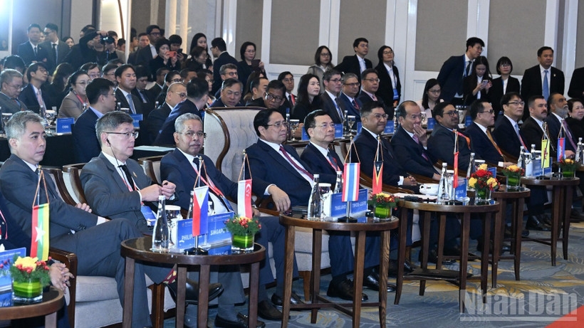 Thủ tướng Chính phủ Phạm Minh Chính và các quan chức, đại biểu dự Hội nghị Quan chức Cao cấp số ASEAN (ADGSOM) lần thứ 6 và các Hội nghị liên quan. (Ảnh: Trần Hải)