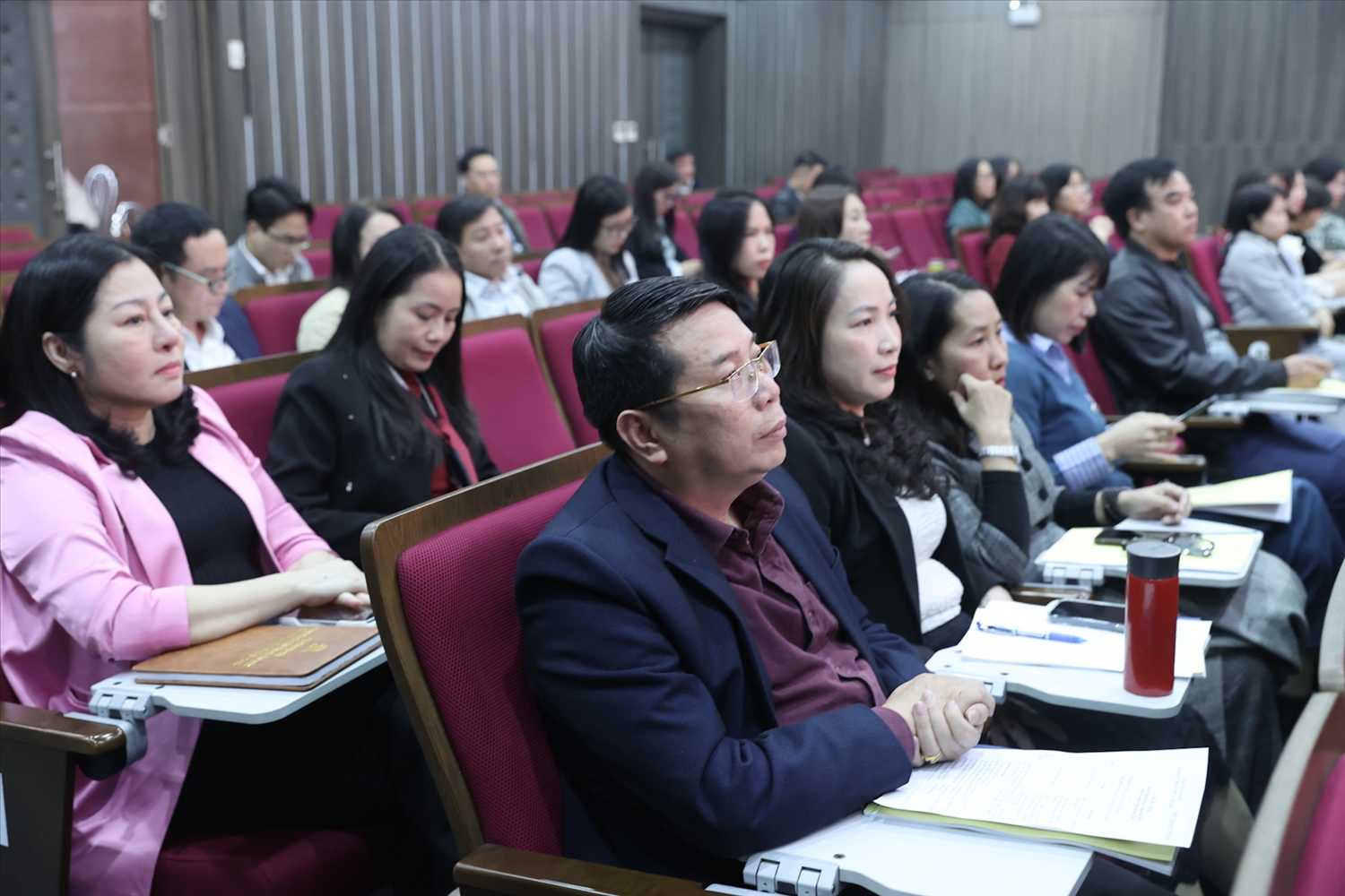 Bộ trưởng Đào Ngọc Dung: Đảng lãnh đạo toàn diện nhưng không buông lỏng, không làm thay, không bao biện 6