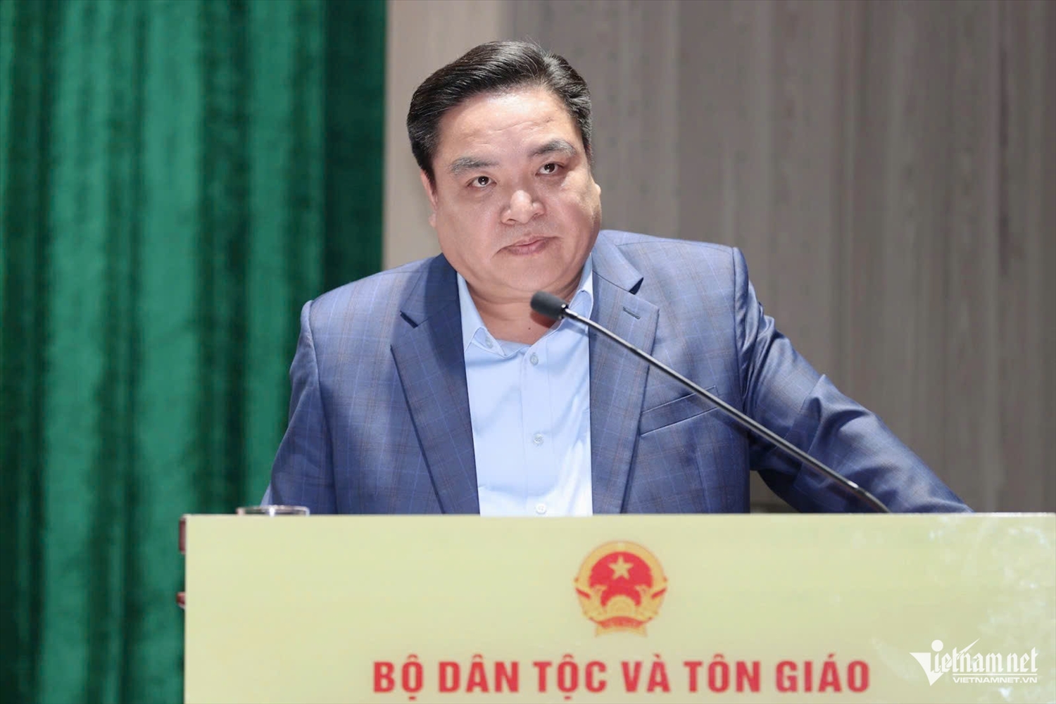 Ông Hoàng Văn Tuyên bày tỏ nếu được bầu làm đại biểu Quốc hội sẽ phát huy vai trò là cầu nối giữa Đảng, Nhà nước và nhân dân. Ảnh: Lê Anh Dũng