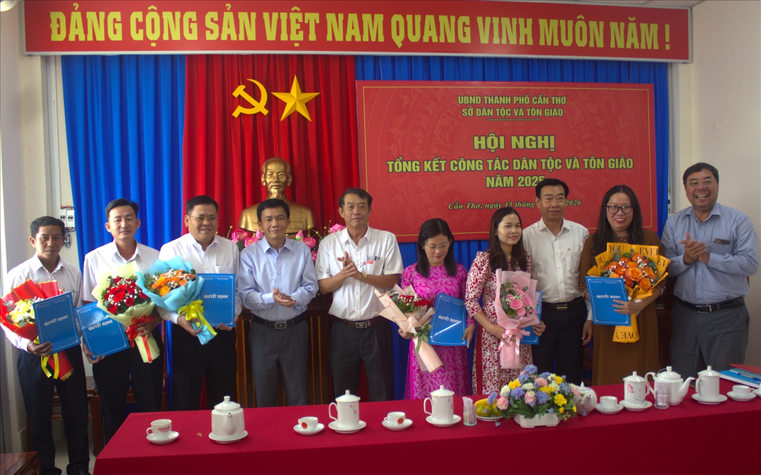 Sở Dân tộc và Tôn giáo TP. Cần Thơ công bố các quyết định về nhân sự