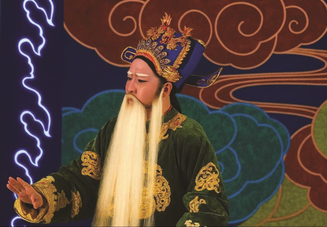 Nghệ sĩ Đoàn Thanh Quảng, Nhà hát tuồng Nguyễn Hiển Dĩnh, TP. Đà Nẵng vào vai diễn tuồng trên sân khấu