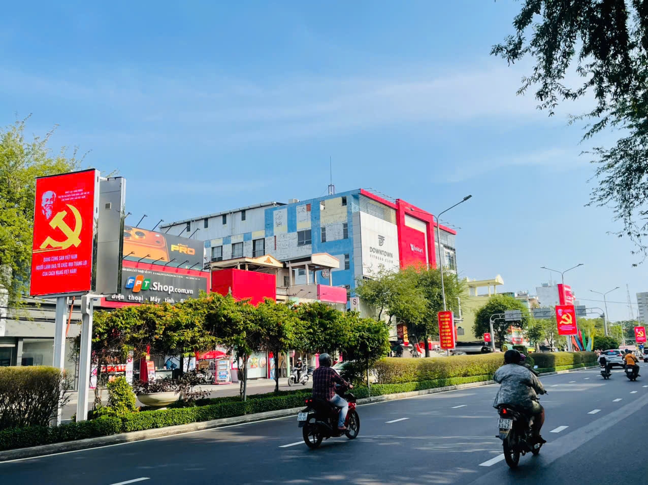 (ẢNH) Cần Thơ rực rỡ cờ hoa, hướng tới Đại hội XIV của Đảng 3