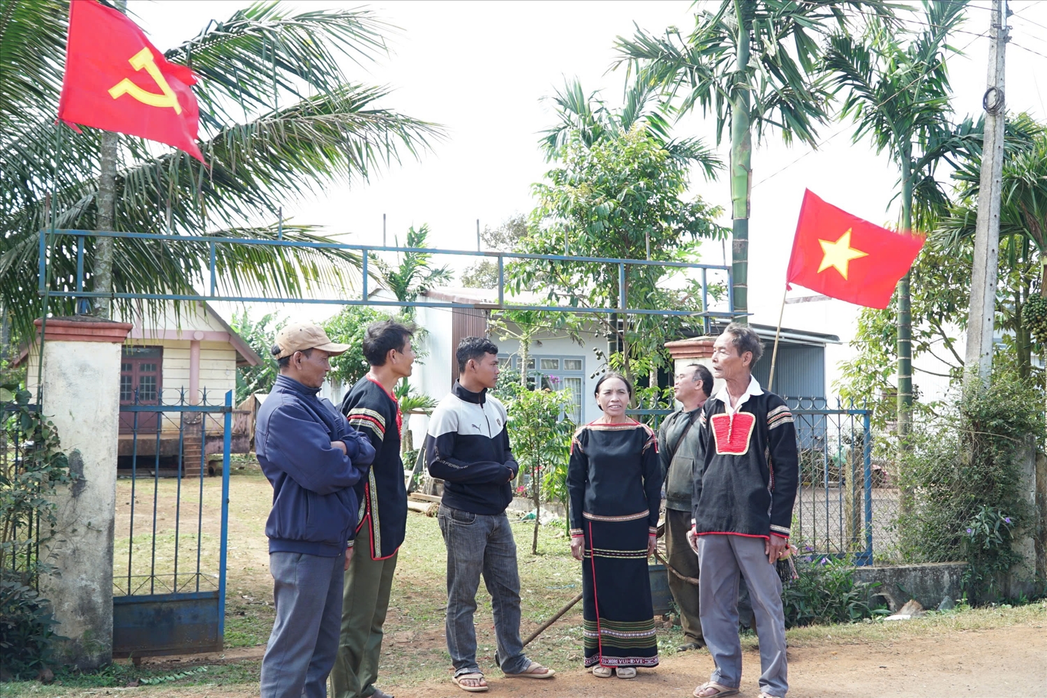 Đồng bào các dân tộc tỉnh Đắk Lắk tin tưởng sự thành công của Đại hội sẽ tạo ra những quyết sách đột phá trong hành trình phát triển mới