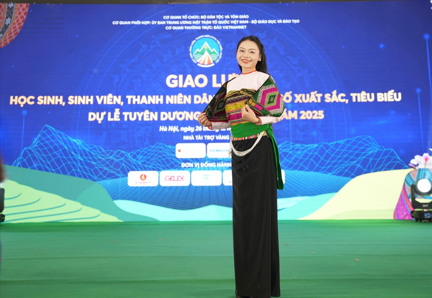 Hà Thúy Quyên tại buổi giao lưu Học sinh, sinh viên, thanh niên DTTS xuất sắc tiêu biểu dự Lễ tuyên dương lần thứ XII, năm 2025