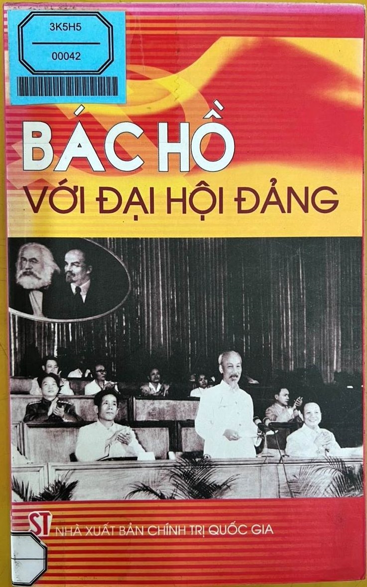Cuốn sách Bác Hồ với Đại hội Đảng là một nguồn tư liệu quý với mọi độc giả (Ảnh MH)