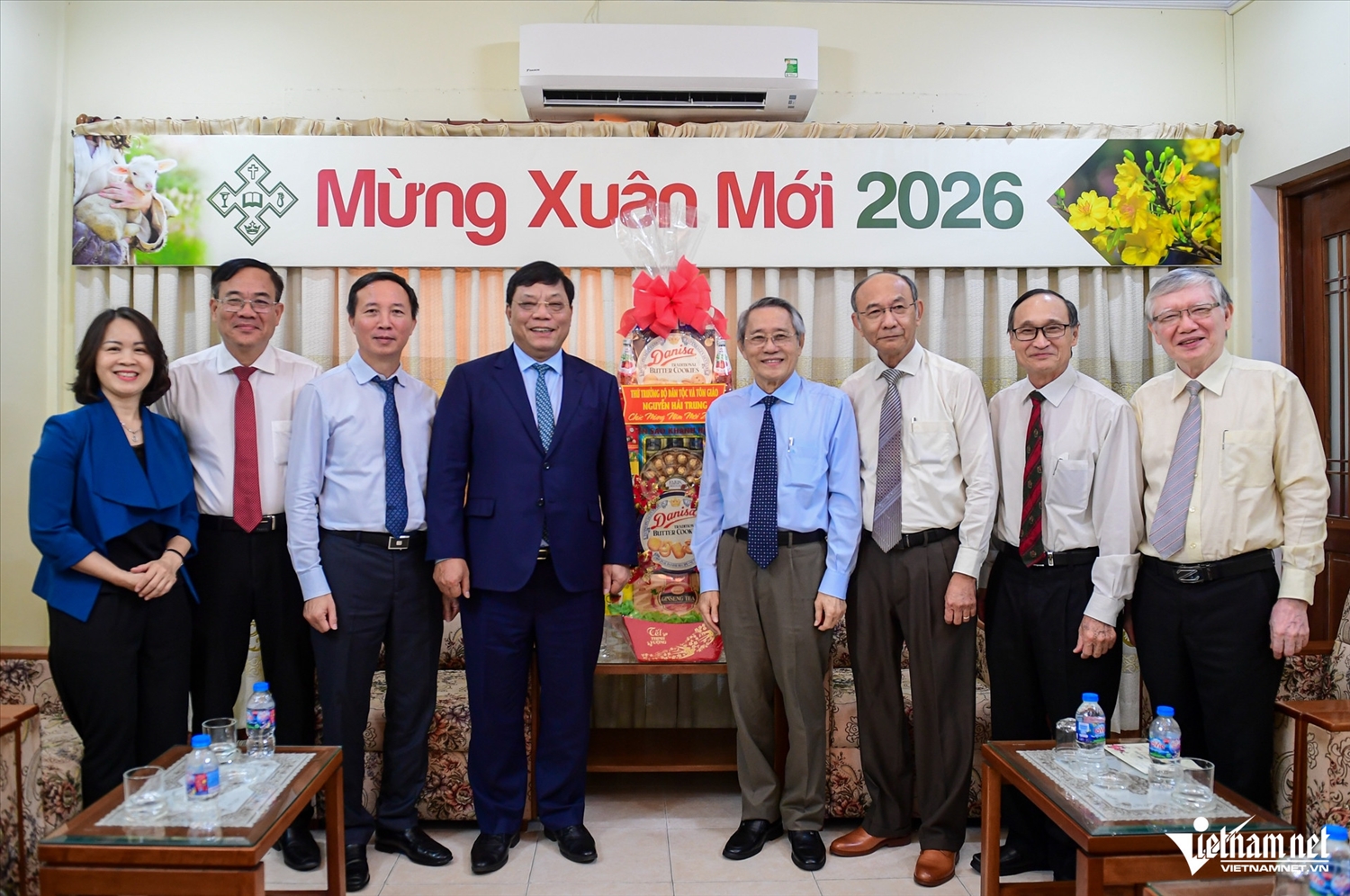 Thứ trưởng Nguyễn Hải Trung đến thăm, chúc Tết Ban Thường trực Ban Trị sự Tổng Liên hội Hội thánh Tin Lành Việt Nam (miền Nam). Ảnh: Nguyễn Huế