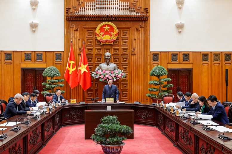 Thủ tướng Chính phủ Phạm Minh Chính, Trưởng Ban Chỉ đạo của Chính phủ về quản lý, điều hành kinh tế vĩ mô chủ trì Phiên họp thứ hai của Ban Chỉ đạo - Ảnh: VGP/Nhật Bắc