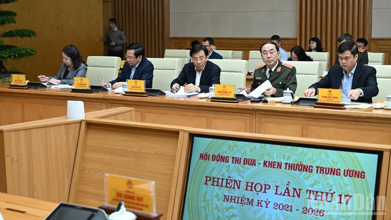 Các đại biểu tham dự phiên họp. (Ảnh: THANH GIANG)