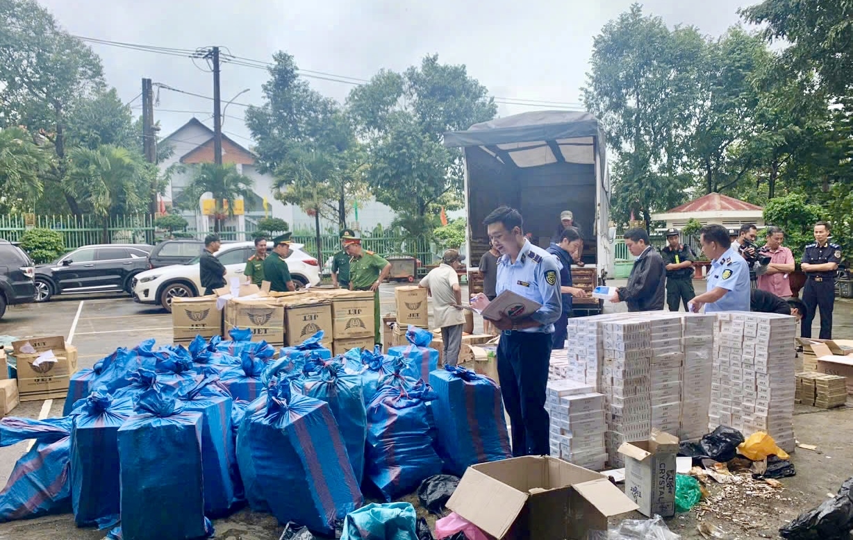 Ban Chỉ đạo 389 tỉnh Gia Lai đã xử lý hơn hàng ngàn vụ vi phạm hành chính về buôn lậu, gian lận thương mại, thu nộp ngân sách hàng trăm tỷ đồng