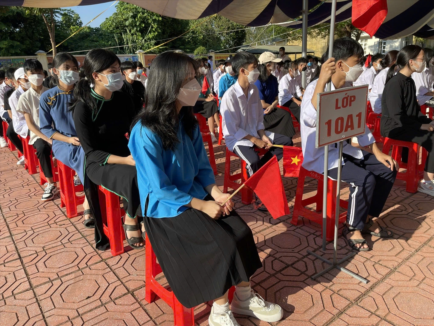 Quảng Ninh đang nghiên cứu tổ chức dạy tiếng Trung Quốc cho học sinh tại các trường phổ thông khu vực biên giới