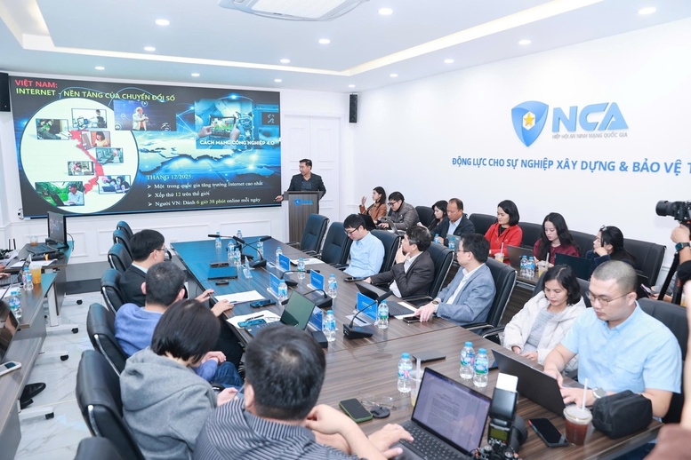 Chương trình Bảo vệ dữ liệu cá nhân - quyền và trách nhiệm được tổ chức ngay trước thời điểm Luật Bảo vệ dữ liệu cá nhân có hiệu lực từ ngày 1/1/2026 (Ảnh: VGP/HM)