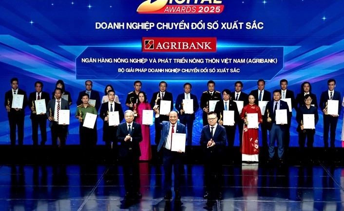 Agribank khẳng định vị thế tiên phong về công nghệ qua giải thưởng danh giá: Doanh nghiệp chuyển đổi số xuất sắc