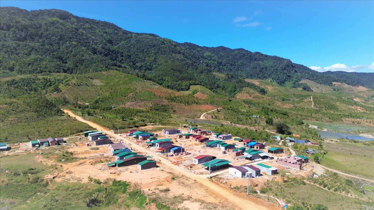 Điểm tái định cư thôn Kon Liêm, xã Xốp bố trí cho 91 hộ đồng bào DTTS định cư. (Ảnh: Ngọc Chí)