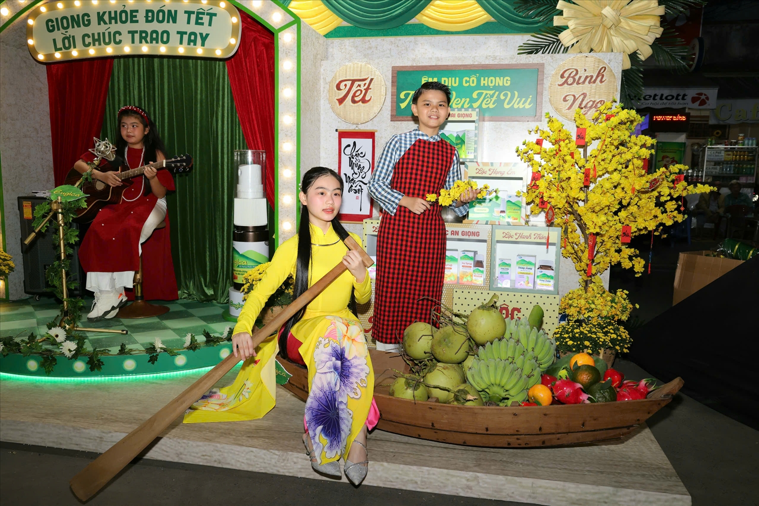 Không gian đường hoa mang đậm dấu ấn văn hóa sông nước vùng Tây Nam Bộ