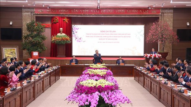 Tổng Bí thư Tô Lâm phát biểu chúc Tết Đảng bộ, chính quyền và nhân dân Hà Nội - Ảnh: TTXVN