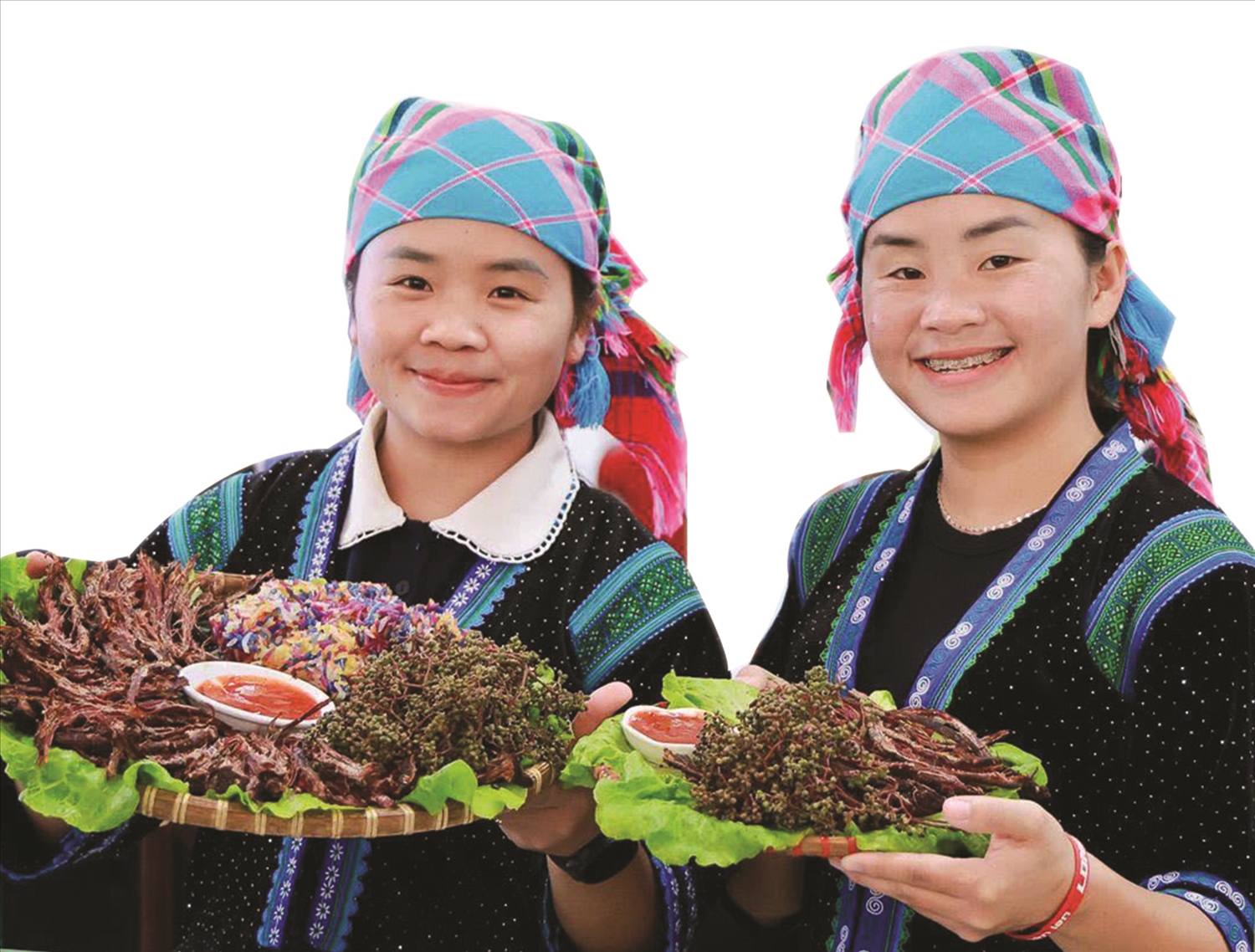 Hai chị em Vừ Thị Xia giới thiệu các sản vật vùng cao Lai Châu