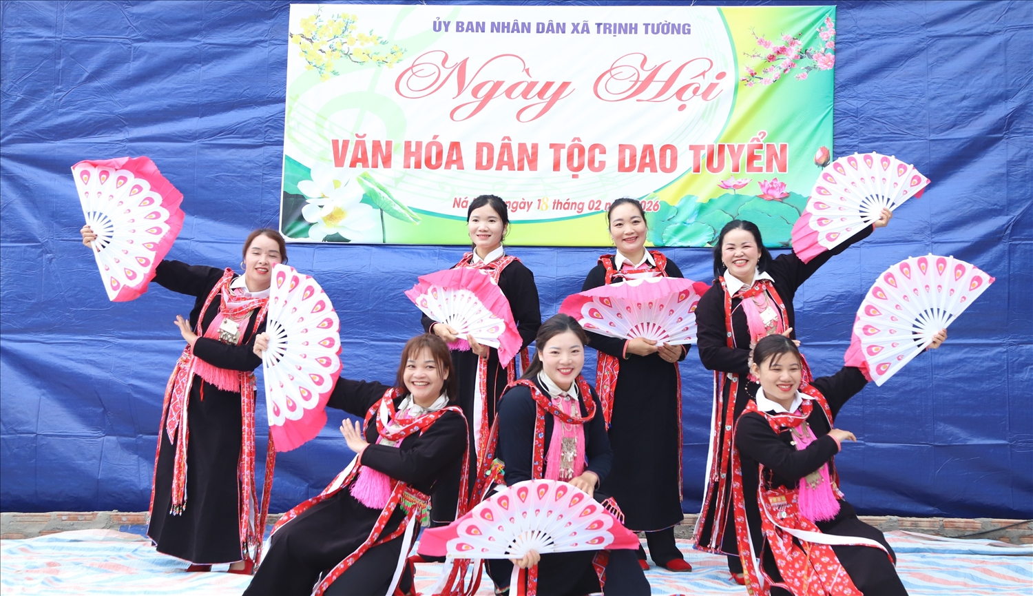 Ngày hội Văn hóa dân tộc Dao tuyển nhân dịp đầu Xuân Bính Ngọ 2026 tạo không khí vui tươi, phấn khởi trong những ngày đầu năm mới (Ảnh Báo LC)