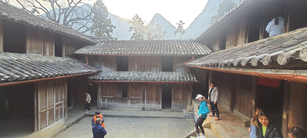 Dinh thự họ Vương (Tuyên Quang), công trình kiến trúc độc đáo thu hút hàng trăm nghìn lượt khách tới thăm mỗi năm. ITN