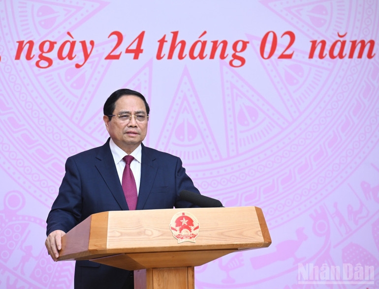 Thủ tướng Phạm Minh Chính phát biểu ý kiến tại buổi gặp mặt. (Ảnh: TRẦN HẢI)