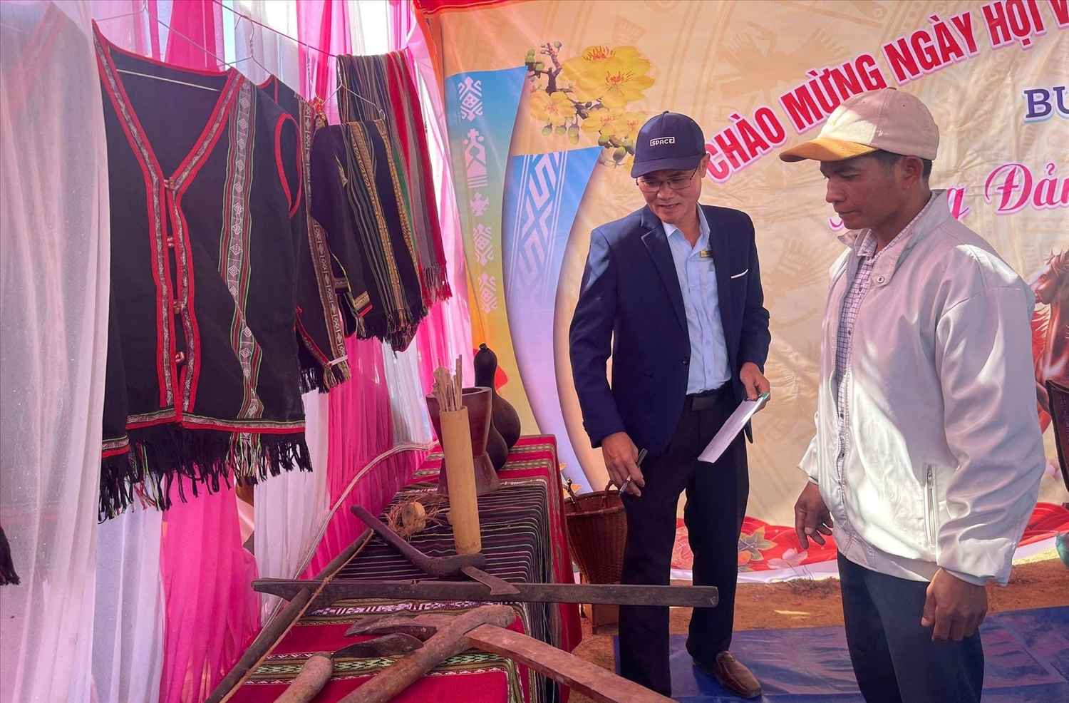 Em kg tin ảnh: Ngày hội gắn kết cộng đồng, lan tỏa bản sắc văn hóa các dân tộc 2