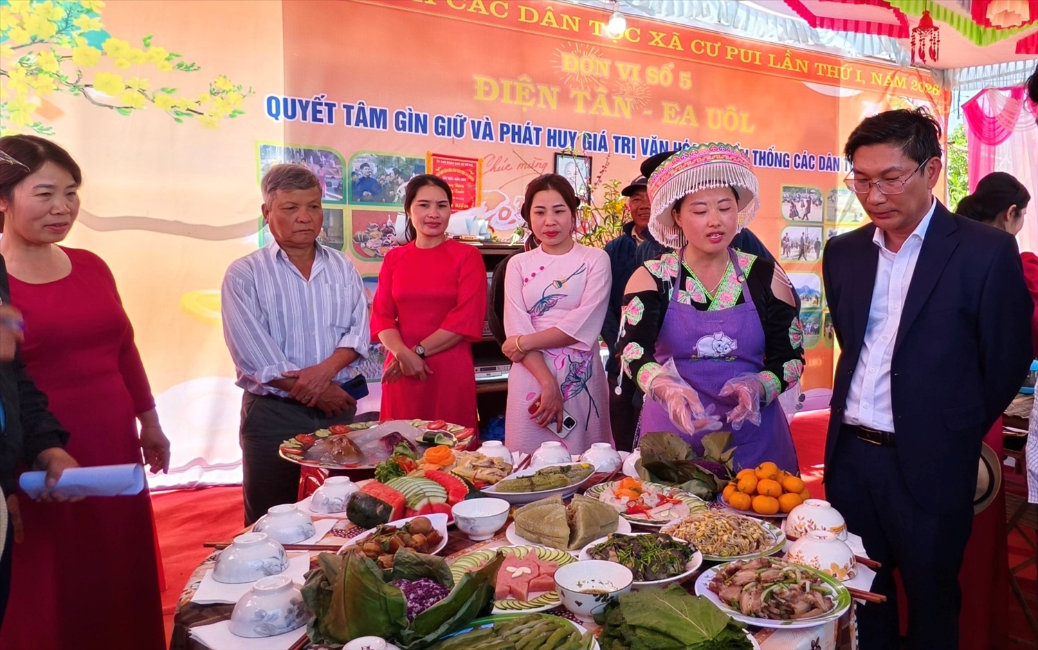 Em kg tin ảnh: Ngày hội gắn kết cộng đồng, lan tỏa bản sắc văn hóa các dân tộc 11
