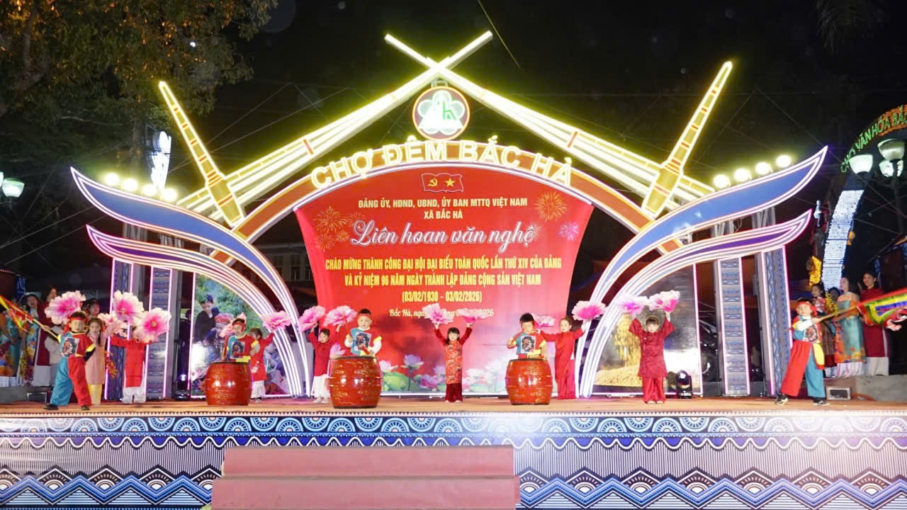 Bắc Hà là một trong những điểm đến thu hút đông đảo du khách (Ảnh Trọng Bảo)