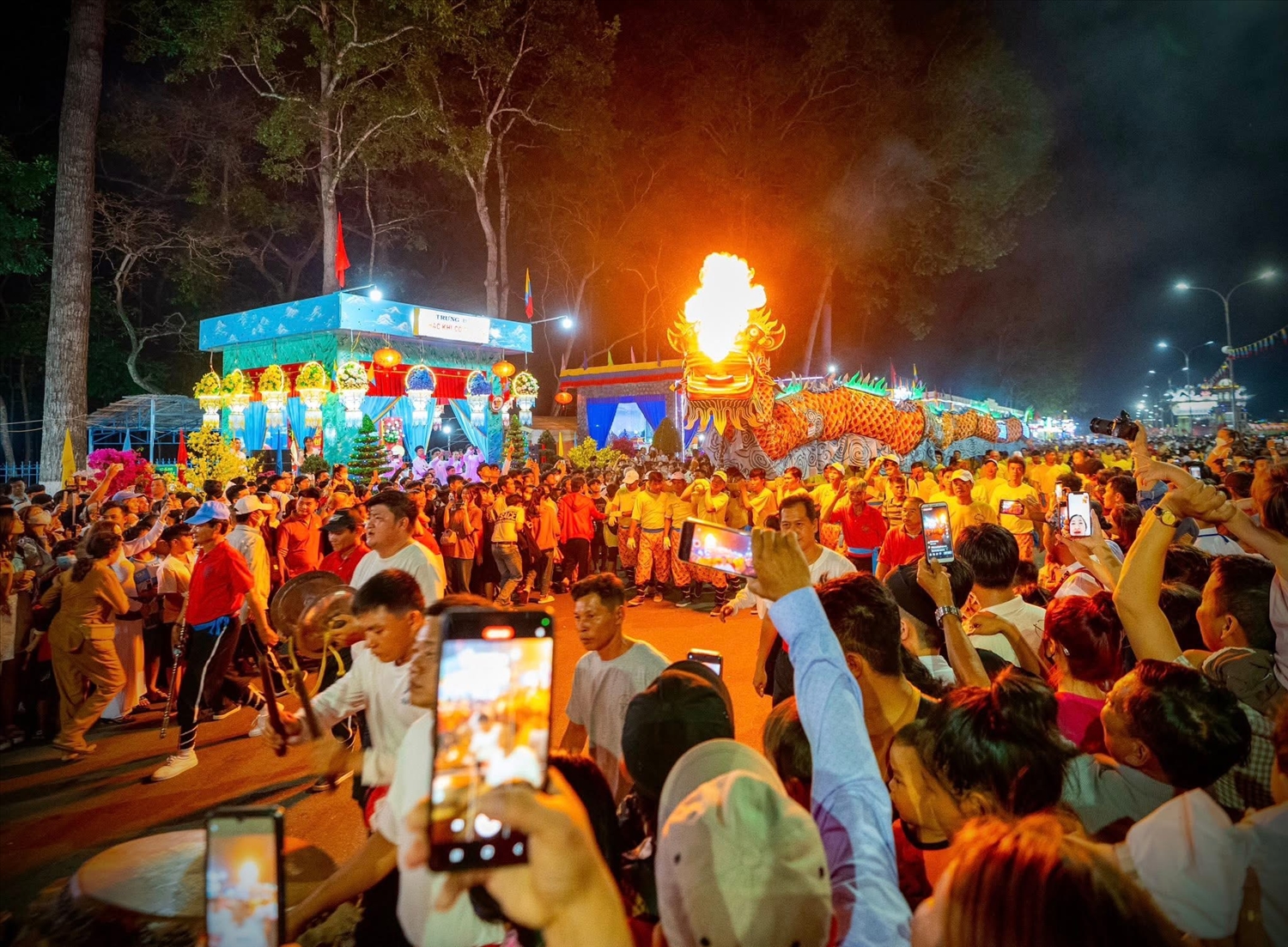 (TIN PV) Đại lễ vía Đức Chí Tôn đạo Cao Đài ở Tây Ninh lan tỏa tinh thần “Nước vinh, Đạo sáng” 9