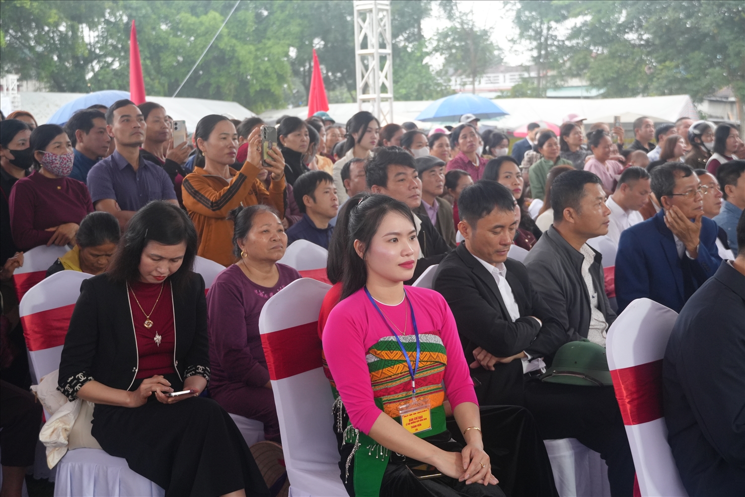 Người dân và du khách đã về dự lễ hội Mường Khô 