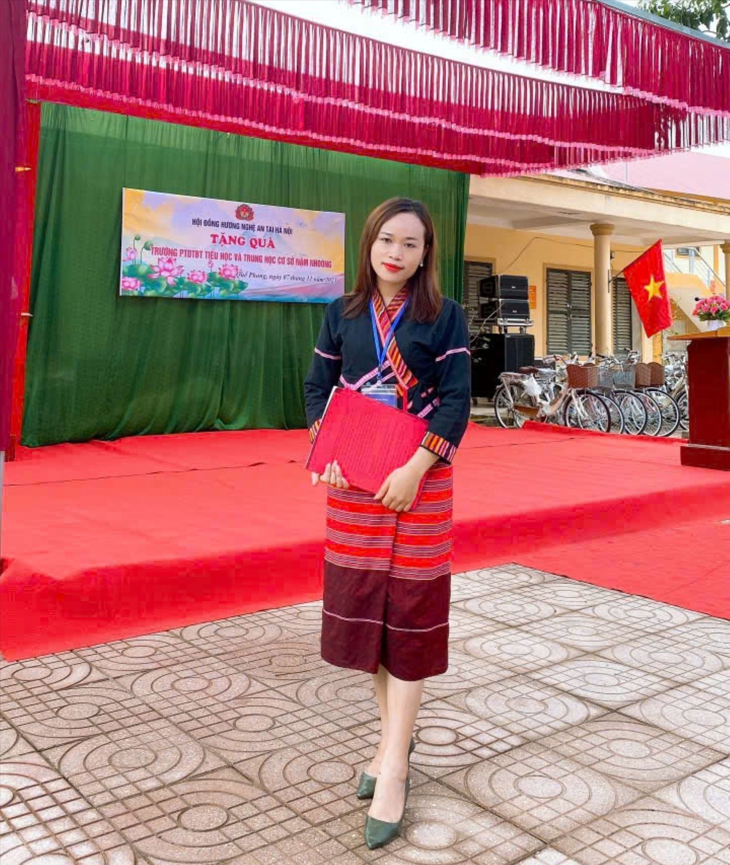 Ứng cử viên ĐBQH Moong Thị Thuận - Ảnh: T.H