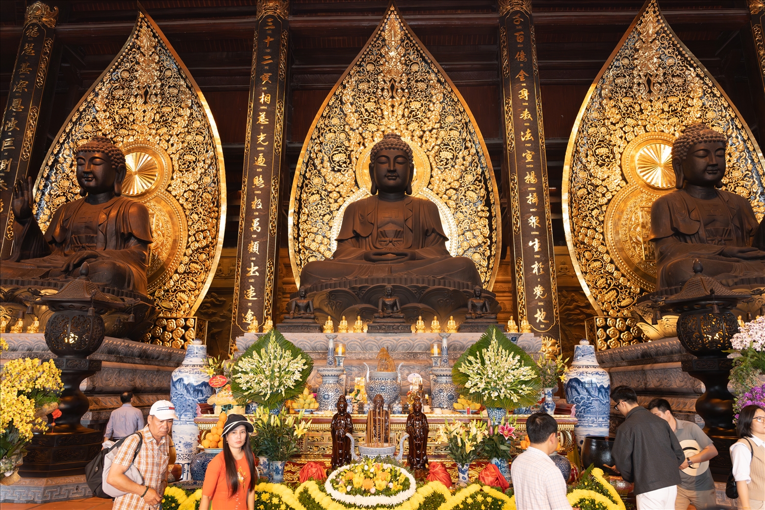 Sự kiện năm nay đánh dấu cột mốc lịch sử khi quần thể Tam Chúc đón nhận quyết định công nhận là Di tích Quốc gia Đặc biệt, khẳng định vị thế di sản văn hóa tâm linh trọng điểm