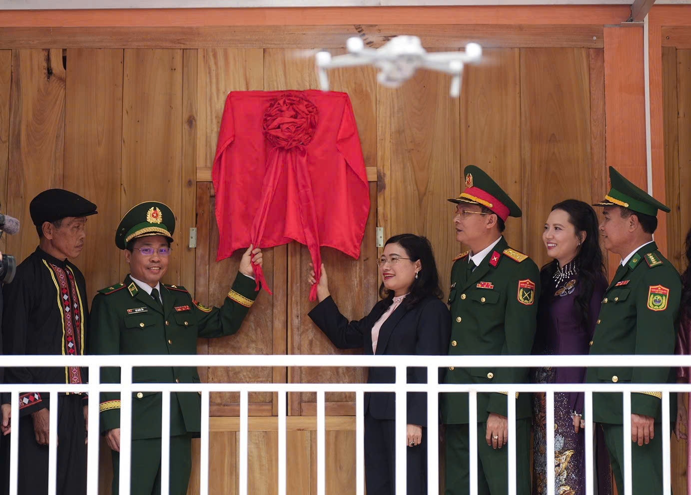 Lễ khánh thành nhà đại đoàn kết của người dân bản Giàng 2 được tổ chức vào dịp Xuân biên phòng ấm lòng dân bản 2026 vừa được tổ chức vào 31/1