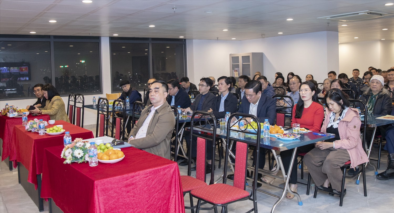 Quang cảng Hội nghị