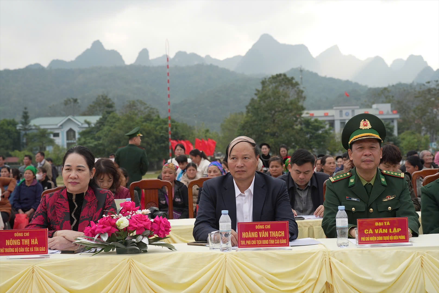 Thứ trưởng Nông Thị Hà tham dự Chương trình