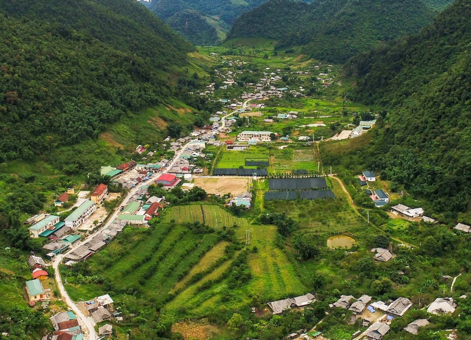 Trung tâm xã Mường Lống hôm nay